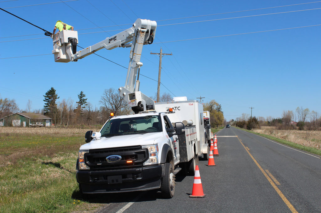 western-tel-com-bucket-lift