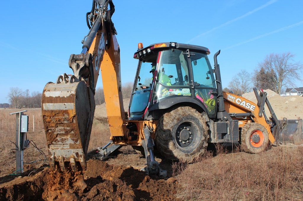 western-tel-com-maintenance-case-digger